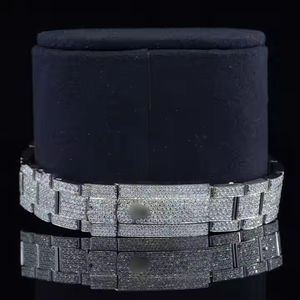Montre-bracelet en acier inoxydable cloutée avec diamant Moissanite VVS entièrement glacée Affichage analogique Ton argent pour hommes - Product Image 2