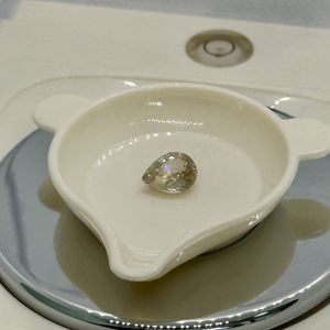 Piedra preciosa de circón blanco Natural Real de alta calidad, forma de pera, piedra suelta de 2,24 quilates para anillos de joyería - Product Image 1