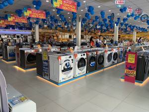 Soporte de pantalla LED de un solo lado personalizable A06 ADONG, estante metálico resistente para refrigerador, acabado de recubrimiento en polvo, 100-120KG - Product Image 6