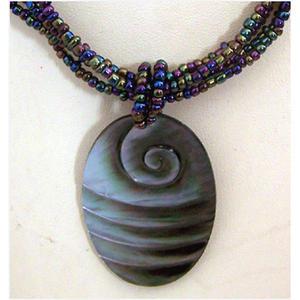 Bijoux en coquillages, collier bohème en nacre noire, motif de perles de coquillages sculptées sur des chaînes en alliage pour mariage ou cadeau - Product Image 1