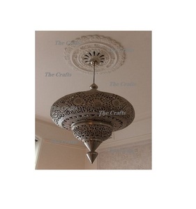 Farol Colgante de Diseño Moderno en Metal Color Dorado, Estilo Marroquí, para Decoración de Bodas - Product Image 4