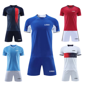 เสื้อฟุตบอลสเปนสำหรับผู้ชายเสื้อกีฬาเสื้อฟุตบอลแบบดั้งเดิมผลิตจากประเทศไทย - Product Image 1
