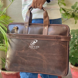 Nouvel arrivage de sacs à bandoulière en cuir véritable Crunch sacs à bandoulière multi-usages vente à chaud de haute qualité en cuir véritable unisexe sacs pour ordinateur portable - Product Image 1