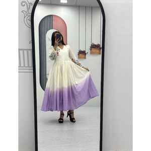 Lanzamiento de nuevo diseñador Party Wear Look Top Garara Plazzo y Dupatta Frocks Fabric Sof Cotton Work Heavy Thread Bordado - Product Image 1