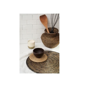 Coussinets chauffants faits à la main support de casserole sous-verres en rotin tissé à la main napperons en bambou tasse Base chargeur assiettes plats au prix de gros - Product Image 1