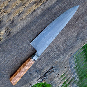 Couteau de chef japonais Santoku personnalisé fait à la main avec lame en acier damas manche en bois d'olivier avec gaine en cuir préparation des aliments - Product Image 4