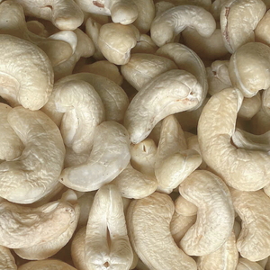 Usine de noix de cajou brutes noix de cajou noix de cajou LWP noix de cajou WW180, WW240, WW320 SANTIGO emballage personnalisé - Product Image 1