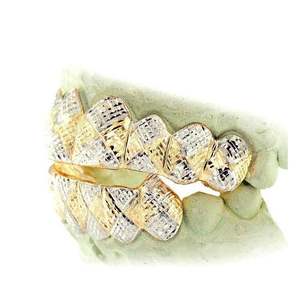 Grillz Modelo Diamond Dust and Diamond Cuts con Color Blanco o Amarillo, Plata Esterlina 925, Oro 10K, Oro 14K con Grillz - Product Image 2