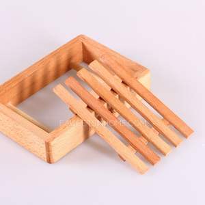 Jabonera de Madera Duradera de Lujo para Baño y Fregadero de Cocina - Bandeja de Jabón con Drenaje de Agua Ecológica - Product Image 3