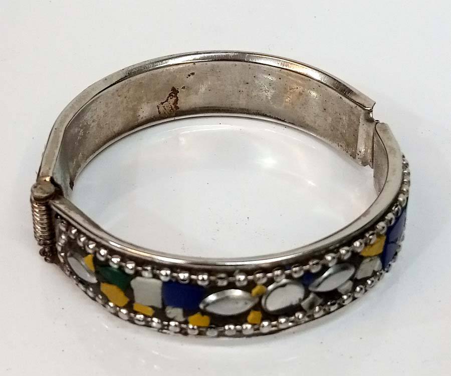 กำหนดเอง