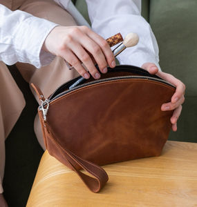 Trousse de toilette en cuir véritable faite à la main trousse de toilette en cuir cosmétique personnalisée trousse de toilette en cuir pour femmes - Product Image 6