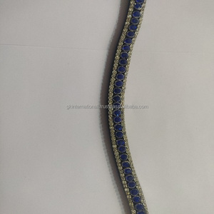 Accessoires pour chevaux bandeau en cuir avec chaîne en cristal à 3 rangées disponible en couleur marron noir - Product Image 4