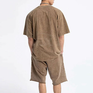 Fabricant d'usine Ensemble t-shirt et short délavés à l'acide sur mesure pour hommes Streetwear Style OEM Tenue d'été Ensemble deux pièces - Product Image 2