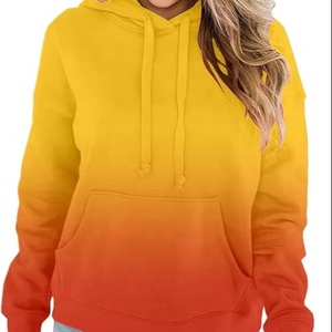 Sudadera con capucha y cremallera con estampado blanco de nuevo estilo para mujer de alta calidad Temporada de invierno para mujer de EVERGLOW - Product Image 1