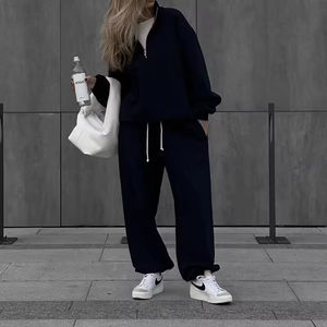 Conjunto Deportivo Personalizado de Algodón Grueso con Sudadera con Cierre de Cremallera y Pantalones Deportivos, Conjunto de Dos Piezas - Product Image 3