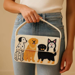 Bolso de Hombro con Cuentas de Flores y Bordado de Cuentas, Bolso Bordado a Mano con Diseño Único y Puro - Product Image 1