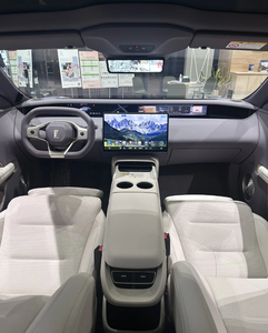 Berline électrique pure de taille moyenne 2025, 4 portes, 5 places, véhicule énergétique intelligent, modèle EV longue portée, style 06 - Product Image 3