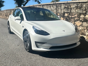 2022 T. E. S. L. A l sedán eléctrico Premium completamente cargado con características avanzadas navegación piloto automático batería de largo alcance - Product Image 4