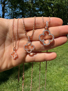 Pendentif fleur de trèfle ouvert en moissanite véritable plaqué or rose 14 carats pendentif diamant moissanite glacé pour femme - Product Image 5