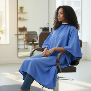 Capa de Peluquería Ajustable y Cómoda de Fabricante Directo, la Más Vendida - Product Image 4