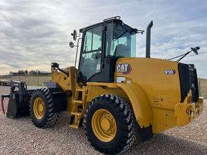 <b>Free</b> Shipping CAT 901 Wheel Loader 50HP Diesel Engine, 4.2Ton Operating <b>Weight</b> 1,250kg Payload & 1.0m³ Bucket Capacity - Product Image 2