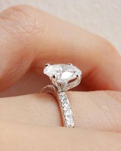 แหวนเพชร CZ CZ ทรงวงรีสีขาว6x8มม. สีเงินประดับวงแหวนสำหรับเจ้าสาว - Product Image 4