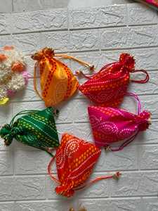 Bandhini potlis sacs pour faveur de mariage indien cadeau de retour indien sac à cordon en vrac Potlis pour Pooja retour cadeaux faveur - Product Image 2