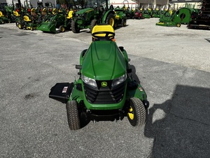 เครื่องตัดหญ้าแบบนั่งขับ John Deere X350 Zero-Turn Radius ใช้เครื่องยนต์เบนซิน พร้อมการรับประกัน 3 ปี - Product Image 2