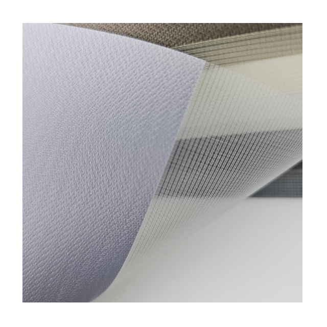 สีเทาอ่อน