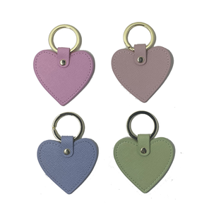 Porte-clés en cuir noir personnalisé en forme de coeur 4 couleurs différentes avec porte-clés en cuir artisanal personnalisé - Product Image 1