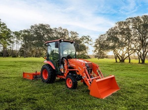 Hot Sales For Fairly Used 4WD FARM TRACTOR Kubota LARGE AGRICULTURAL WHEEL TRACTOR - Product Image 2
