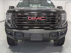 GMC Sierra 1500 AT4X 4WD Crew Cab Pickup 2024 en Buen Estado - Product Image 2
