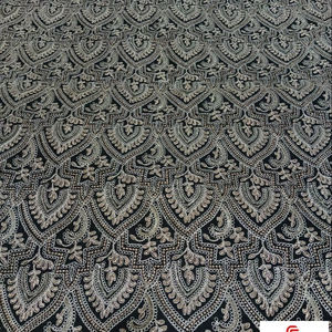 Tissu d'embroidery en polyester de qualité supérieure pour la mode et la décoration intérieure, best-seller au Qatar, approvisionnement en gros - Product Image 1