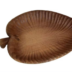 Bol en bois feuille sculpture suisse cadeau de Noël nature cuisine appartement bol fruits boisé pièce unique - Product Image 6