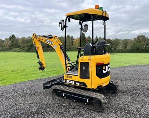 Mini-excavatrice JCB 18Z-1 de 1,8 tonne avec moteur Kohler et balancement de queue nul pour la construction et l'aménagement paysager - Product Image 5