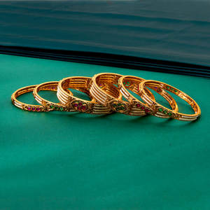 Brazaletes de moda hechos a mano antiguos clásicos con chapado en oro Elección de los mayoristas en India - Product Image 1