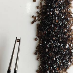 ควอตซ์สโมคกี้ธรรมชาติ 1.75 มม. ทรงสี่เหลี่ยมเจียระไนแบบสเต็ปคัท คุณภาพดีที่สุด พลอยหลวม เรดเมาน์เทน เจมส์ ได้รับการรับรอง เหมาะสำหรับทำเครื่องประดับสร้อยคอ - Product Image 1