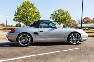 รถ Porsche Boxster S 550 Anniversary Edition ปี 2004 สภาพดีเยี่ยม ราคาสุดคุ้ม พร้อมส่ง - Product Image 3