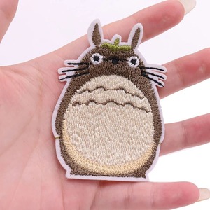 Dibujos animados Japón Anime hierro en parches para ropa bordado raya en ropa lindo DIY apliques insignia costura reparación agujeros - Product Image 1