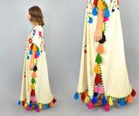 Robe caftan mexicaine brodée de fleurs aux couleurs vives pour femmes grandes tailles, style bohème hippie ethnique, avec franges et pompons, couvre-vêtement traditionnel
