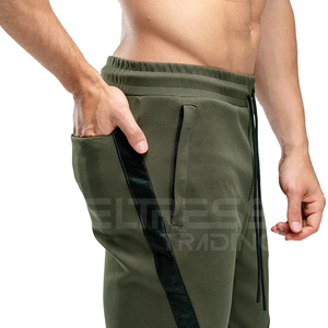 Top Premium Quality 2025 Men's <b>Joggers</b> Latest Contrast Color Fleece Active Bottoms Quick Dry Drawstring Closure Wholesale Price - Product Image 5