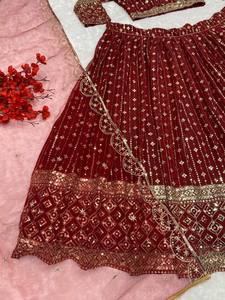 DISEÑADOR PAKISTANI INDIO TRADICIONAL LEHENGA CHOLI CONJUNTO EN GEORGETTE DE IMITACIÓN CON BORDADO PESADO SECUENCIA TRABAJO ROPA DE BODA - Product Image 4