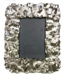 Marco de fotos de Metal de níquel antiguo, diseño perforado para decoración de oficina en casa, colgantes de mesa de madera y aluminio para bodas - Product Image 3