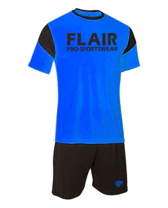 Kits de football rétro conçus sur mesure Uniformes de maillot de football pour enfants de haute qualité pour hommes - Product Image 6