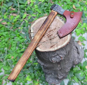 Hachas de acero damasco de alta calidad Uso multiusos Mango de madera de diferentes colores Precio de fábrica Diseño industrial más popular - Product Image 1