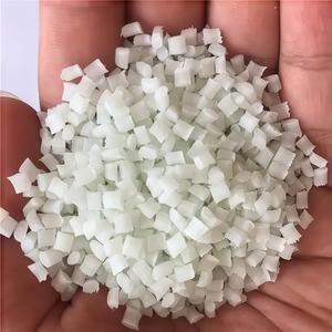 PA6 GF30 ไนลอน วัสดุบริสุทธิ์ 100% เสริมใยแก้ว 30% เกรดฉีดขึ้นรูป เม็ดพลาสติก สีธรรมชาติ - Product Image 3