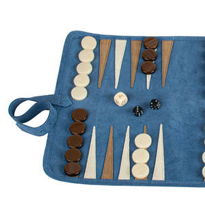 Juego de Ajedrez de Lujo con Estuche Enrollable, Piezas de Backgammon de Cuero PU Grabado para Fiestas y Regalos - Product Image 6