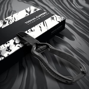 Coupe-ongles robustes pour ongles épais en acier inoxydable, outil de pédicure pour éliminer les peaux mortes, podologie INNOVAMED INSTRUMENTS - Product Image 2