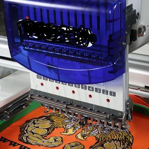 Nouvelle machine à broder informatisée commerciale SWD-1501-10S avec zone de broderie extra-large 1200 tr/min - Product Image 1