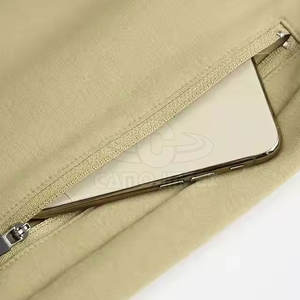 Tout dernier survêtement d'hiver pour hommes couleur personnalisée tissu doux à séchage rapide avec col à capuche pour une utilisation en extérieur - Product Image 4